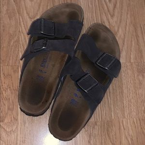FLASH SALE- 1 DAY ONLY!! LIKE NEW BIRKENSTOCKS